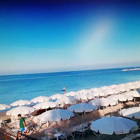 Hausemaremma Apartment Follonica Bagian luar foto
